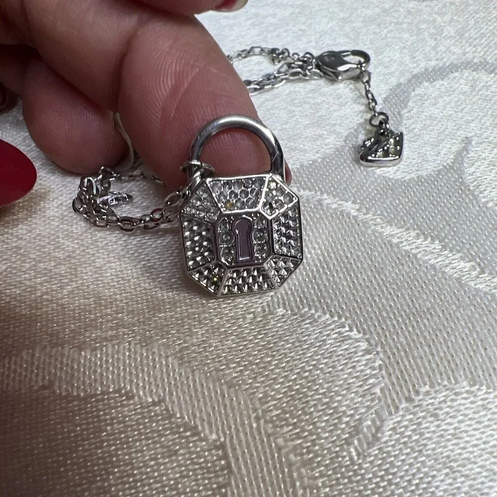 Vintage‎ Swarovski Lock Pendant Necklace/-/Ladies 33
